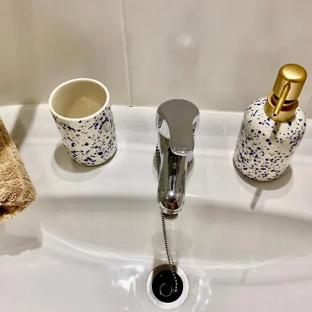 Casa Carol, Un Hogar Fuera De Casa.