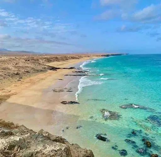 Casa Carol, Un Hogar Fuera De Casa. *